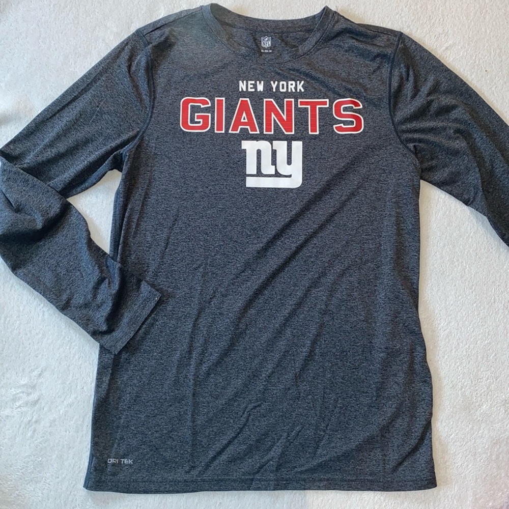 NFL New York Giants boys Dri-Tek performance long sleeve tee Sz XL EUC
